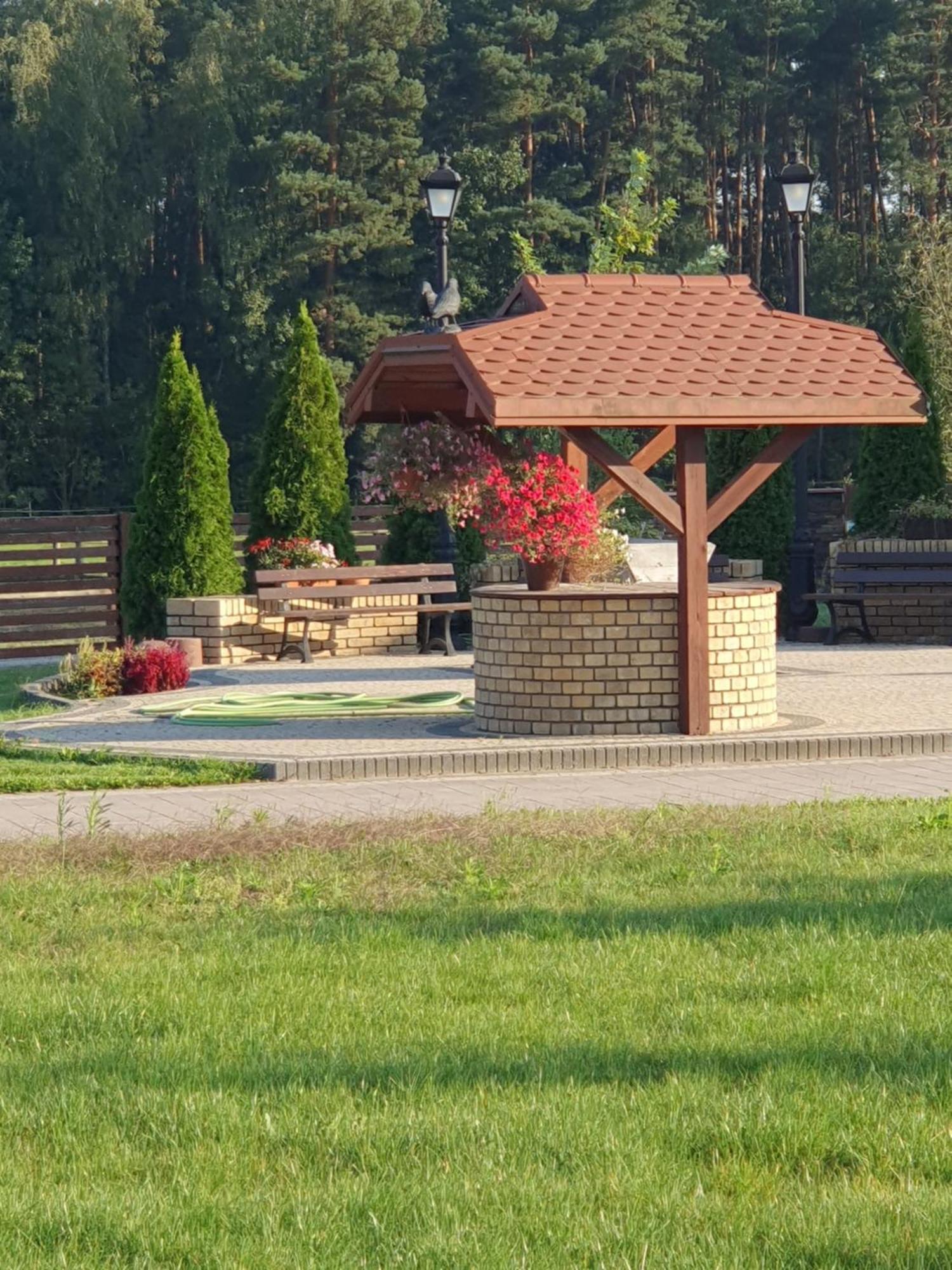 Villa Stajnia Kruki Wola Kaluska Exterior foto